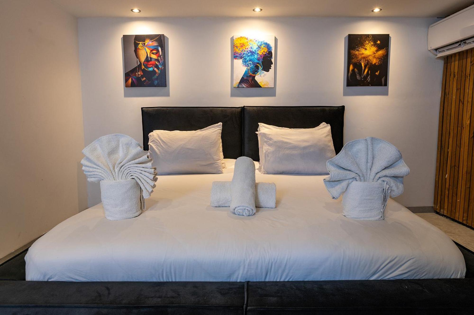 Lago Suites Hotel Yerusalem Bagian luar foto