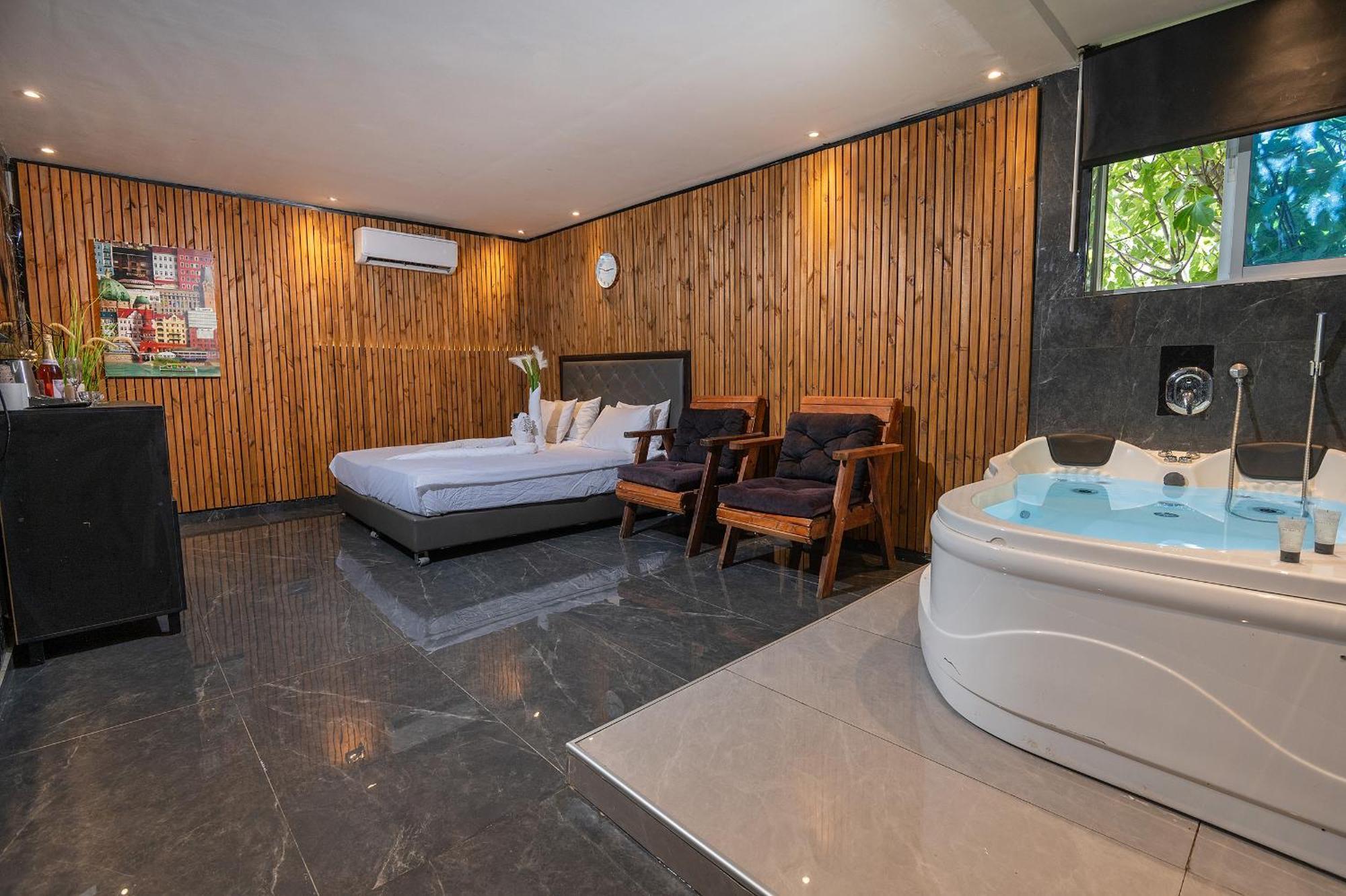 Lago Suites Hotel Yerusalem Bagian luar foto